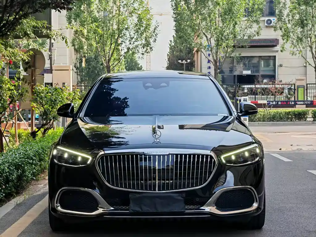 Mercedes-Benz S-Class 2023