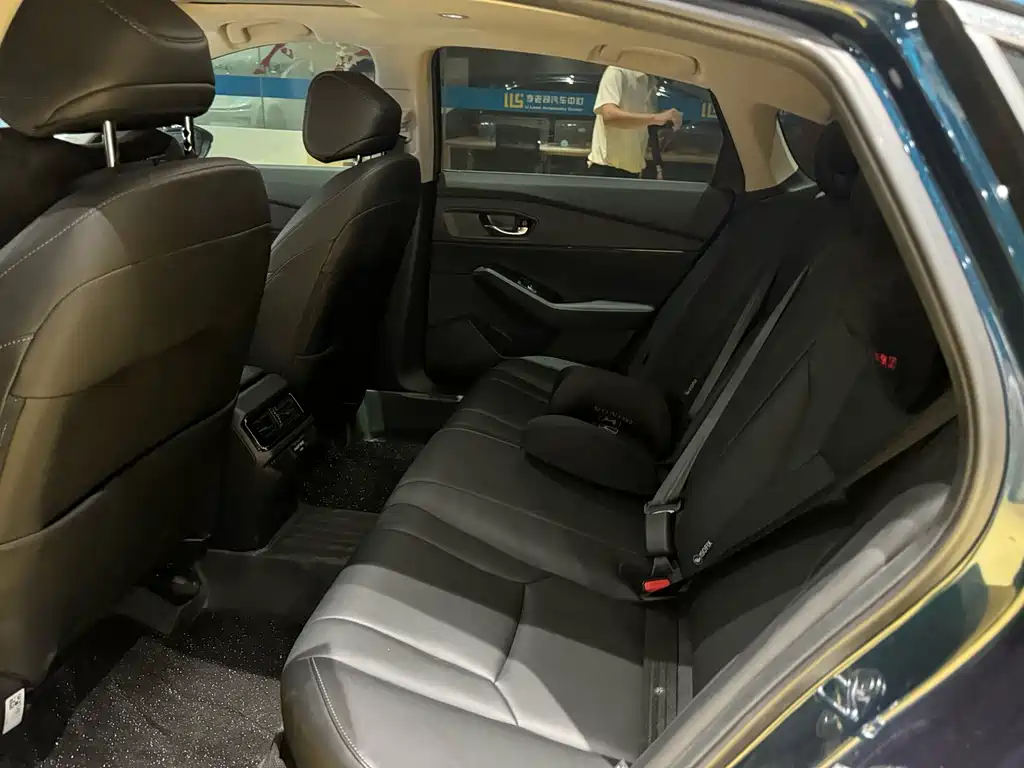 Honda Inspire — миниатюра 8