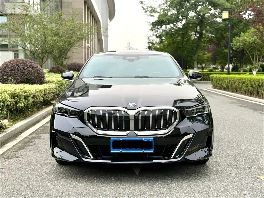 BMW 5 Series 5 2025 530Li Lead M Sport