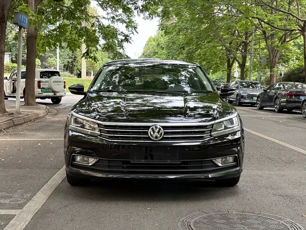 Volkswagen Passat 2017 280TSI DSG