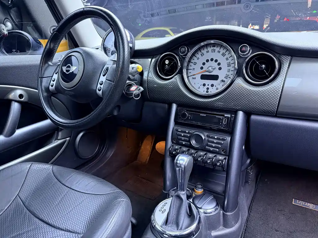 MINI Mini — миниатюра 10