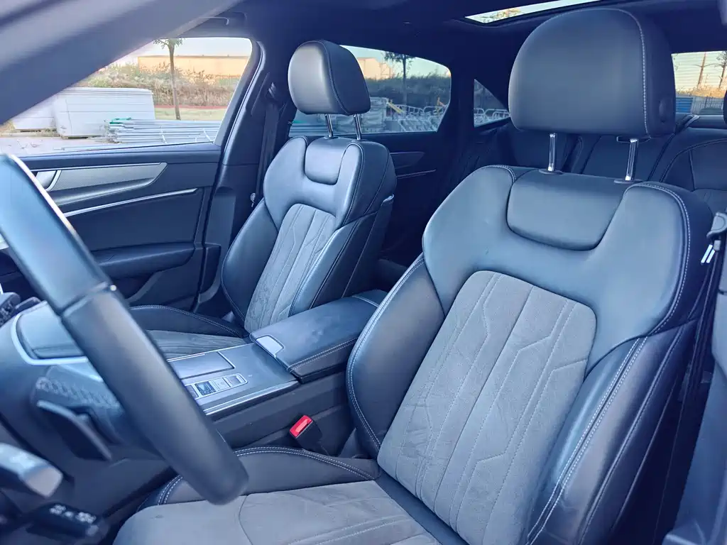 Audi A6L — миниатюра 11