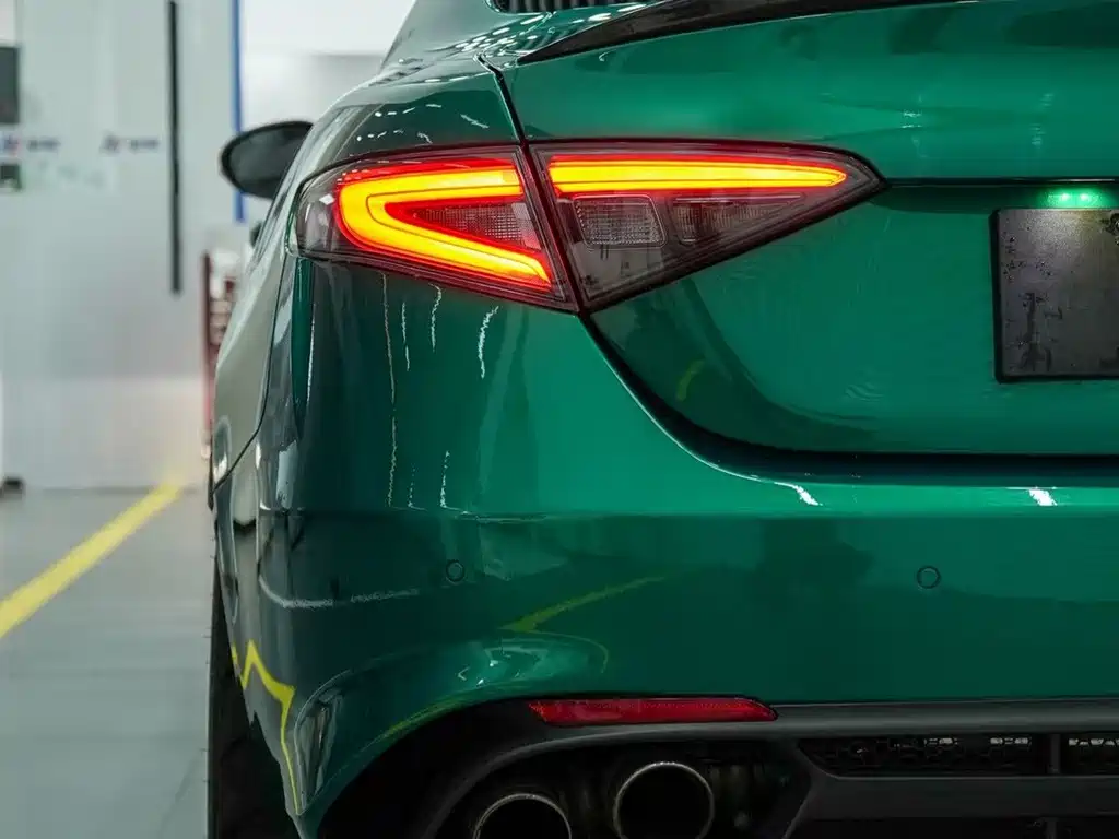 Alfa Romeo Giulia — миниатюра 8