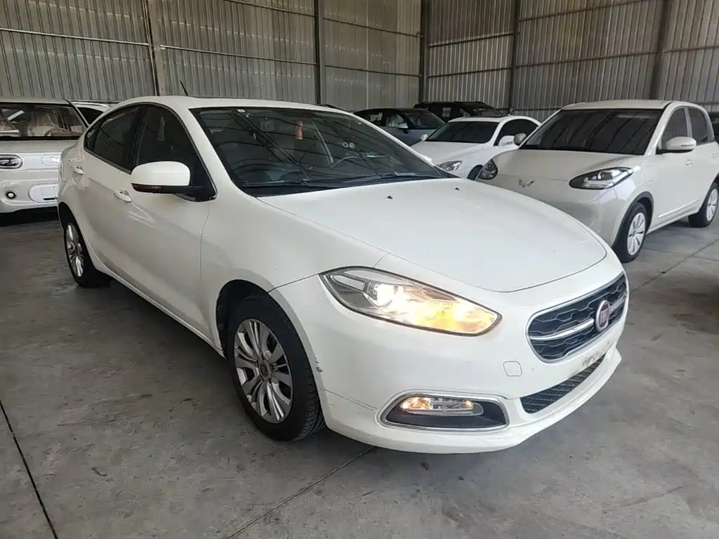 Fiat Viaggio — миниатюра 4