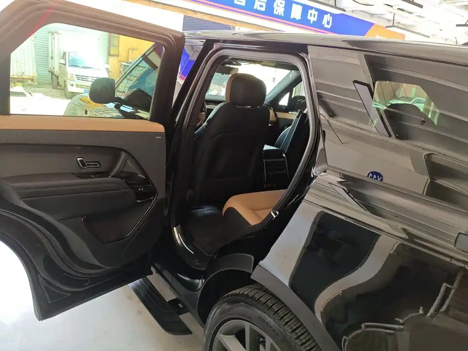 Land Rover Sport — миниатюра 6