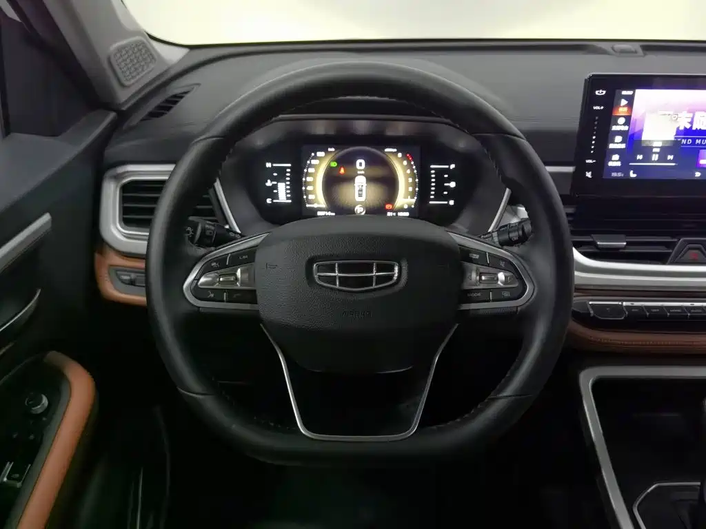 Geely Vision X6 — миниатюра 11
