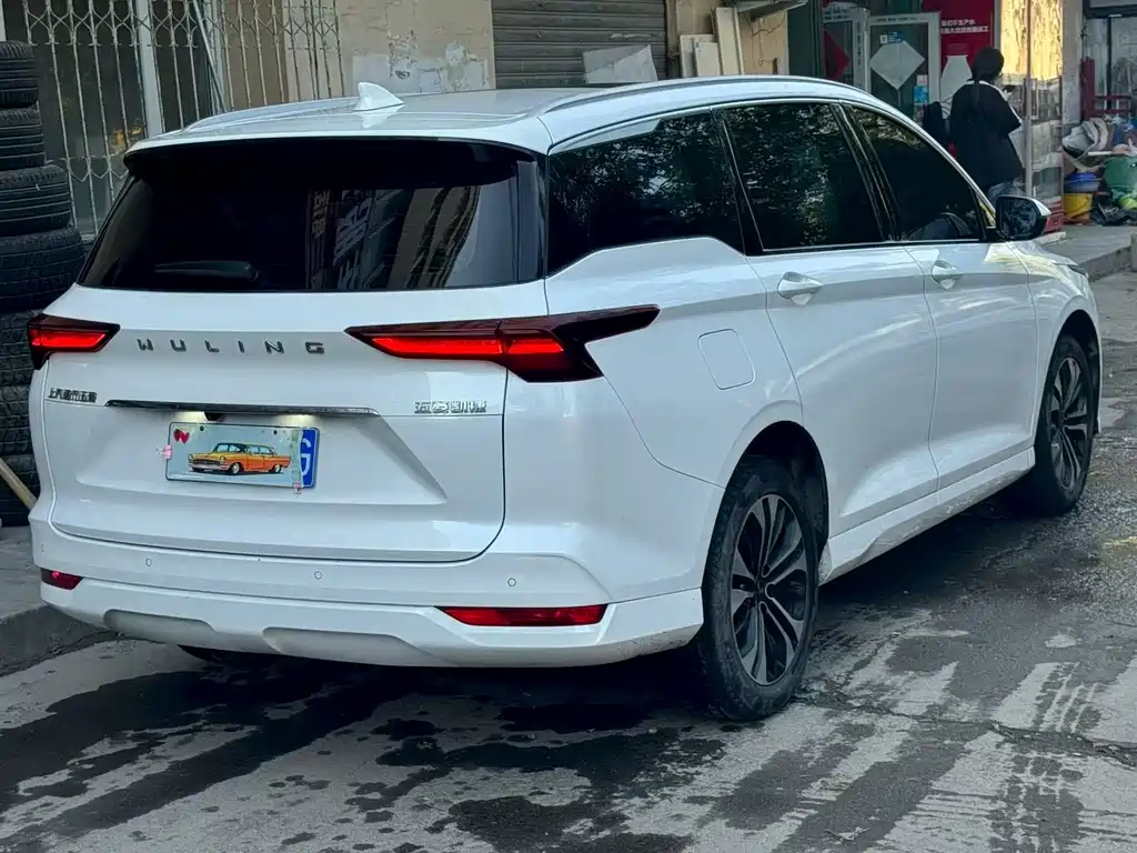 Wuling Victory — миниатюра 9