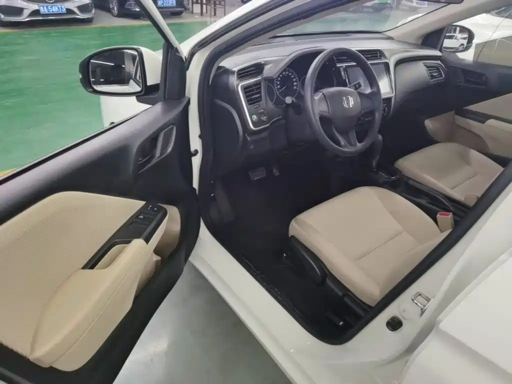 Honda City — миниатюра 16