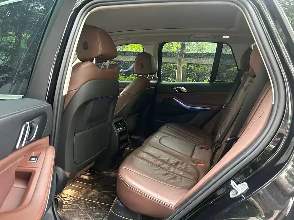 BMW X5 (Import) — миниатюра 9