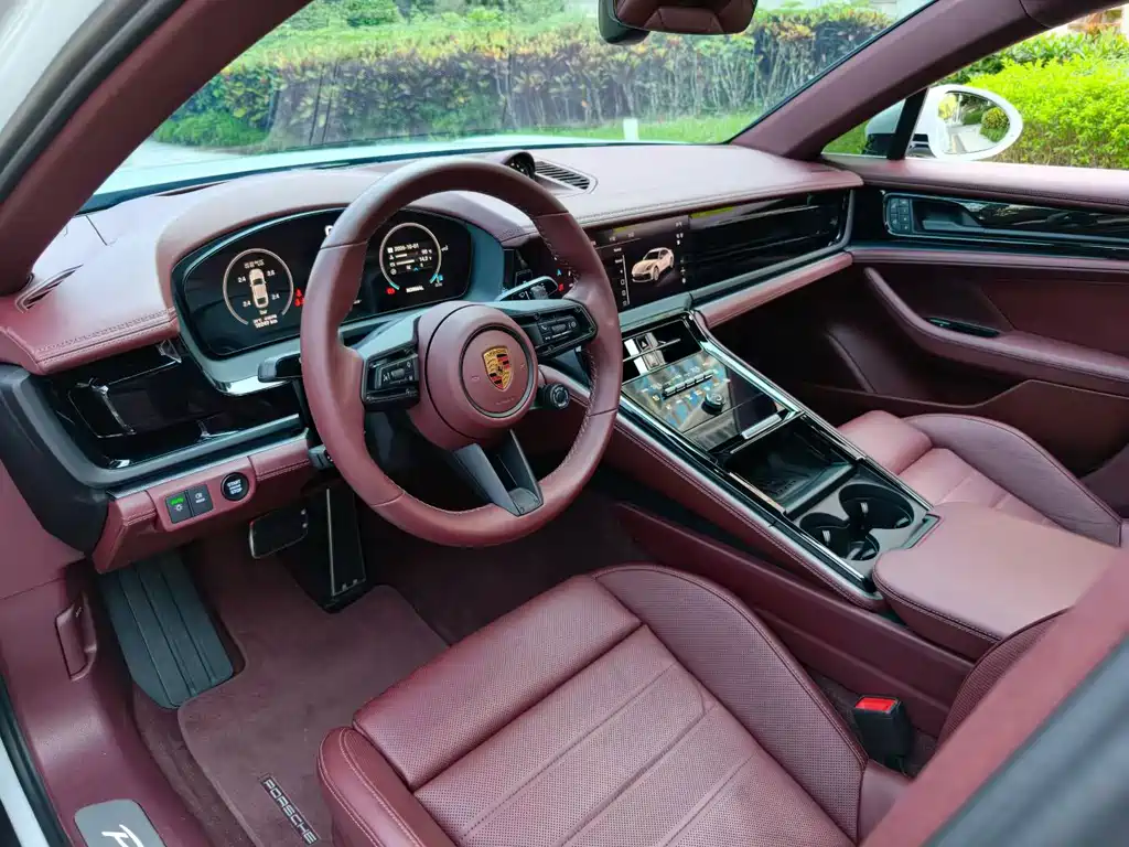 Porsche Panamera — миниатюра 7