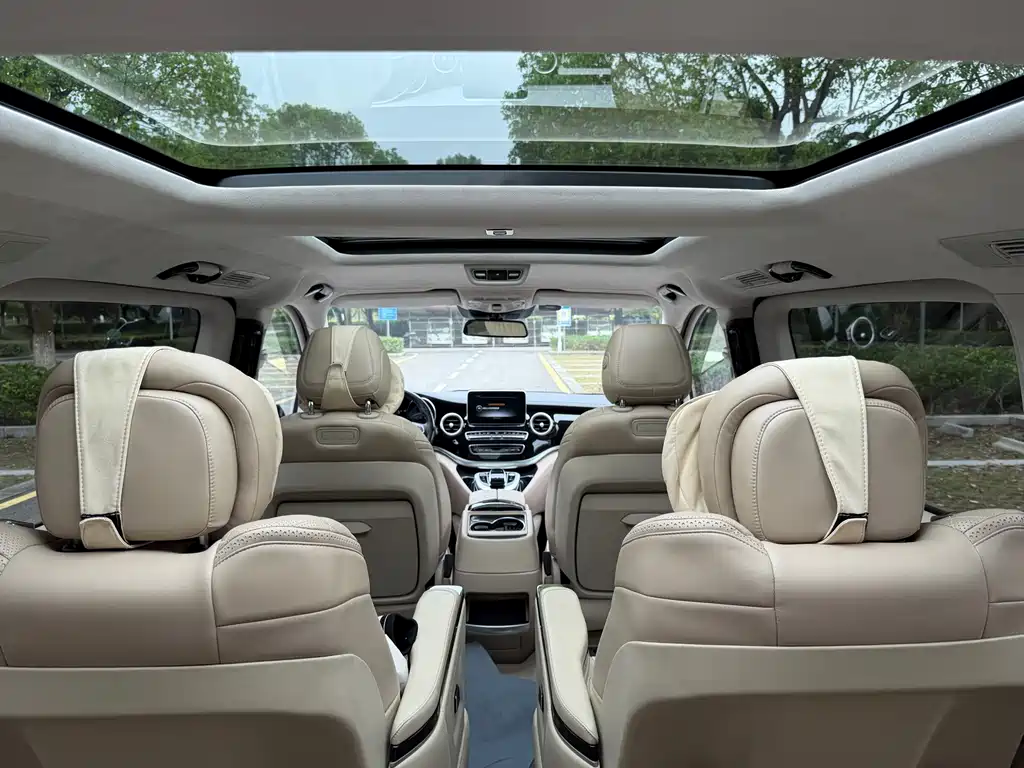 Mercedes-Benz V-Class — миниатюра 23