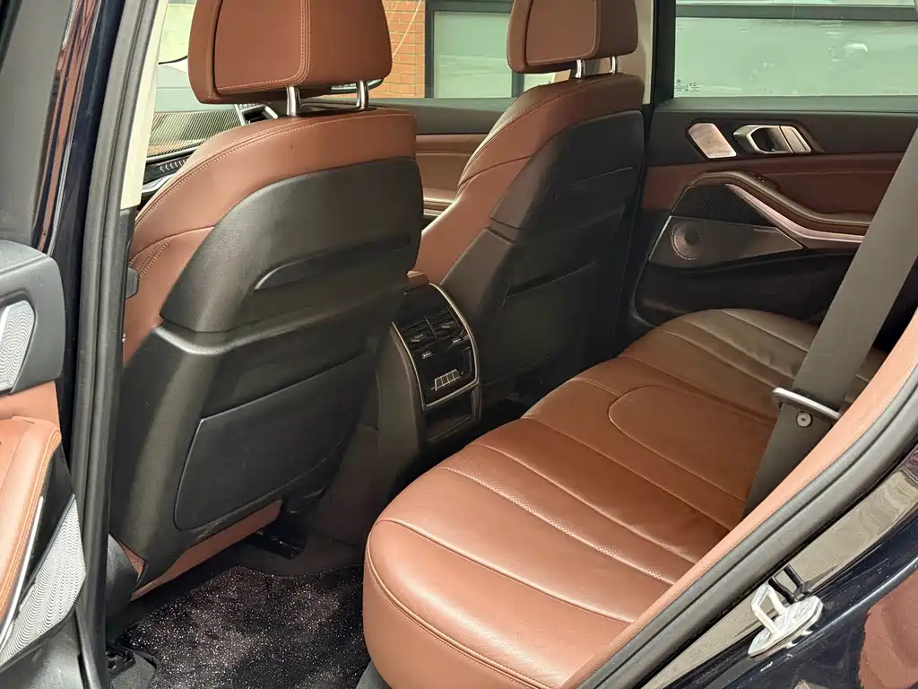 BMW X5 (Import) — миниатюра 9
