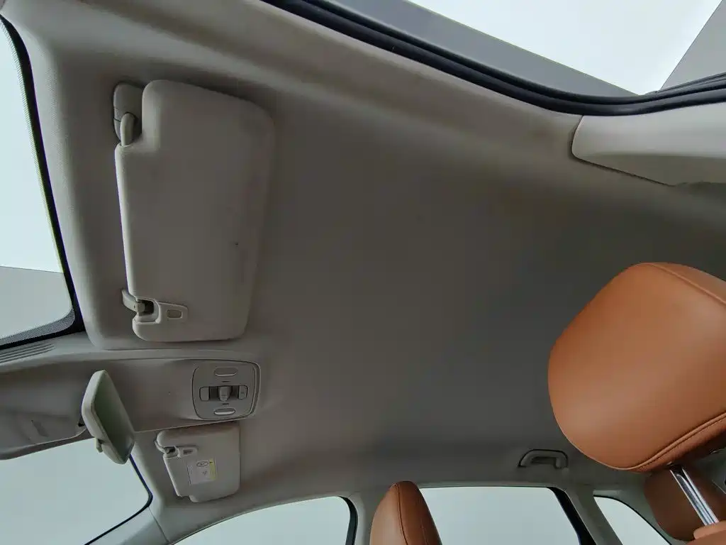 Leapmotor Leapmotor C10 — миниатюра 14