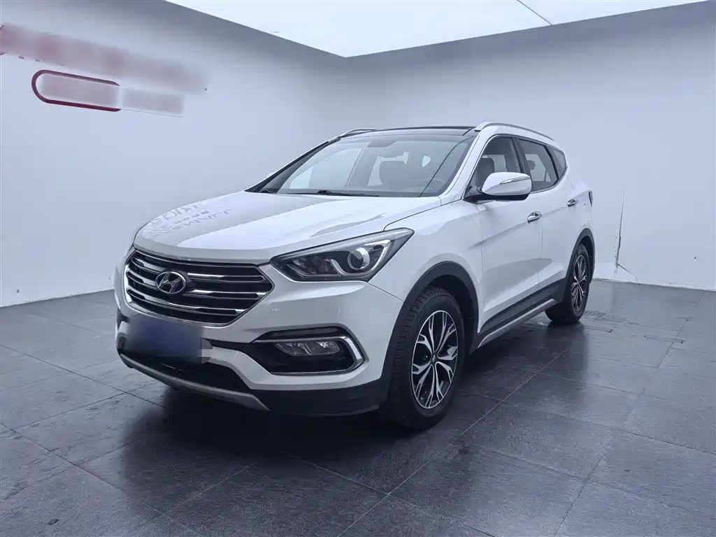Hyundai Santa Fe 2017 2.0T AT 7 мест