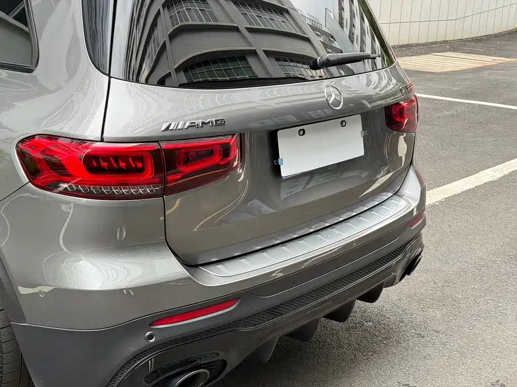 Mercedes-Benz GLB AMG — миниатюра 12