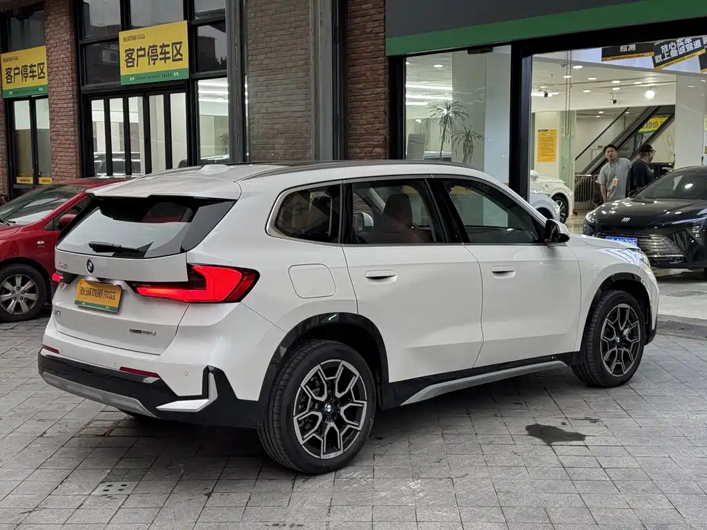 BMW X1 — миниатюра 7
