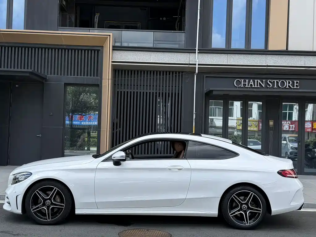 Mercedes-Benz C-Class (Import) — миниатюра 11