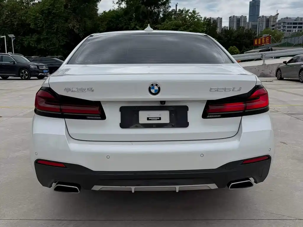 BMW 5 Series 5 2022 525Li M Sport
