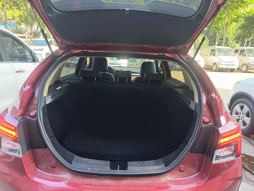 Geely Vision S1 — миниатюра 19