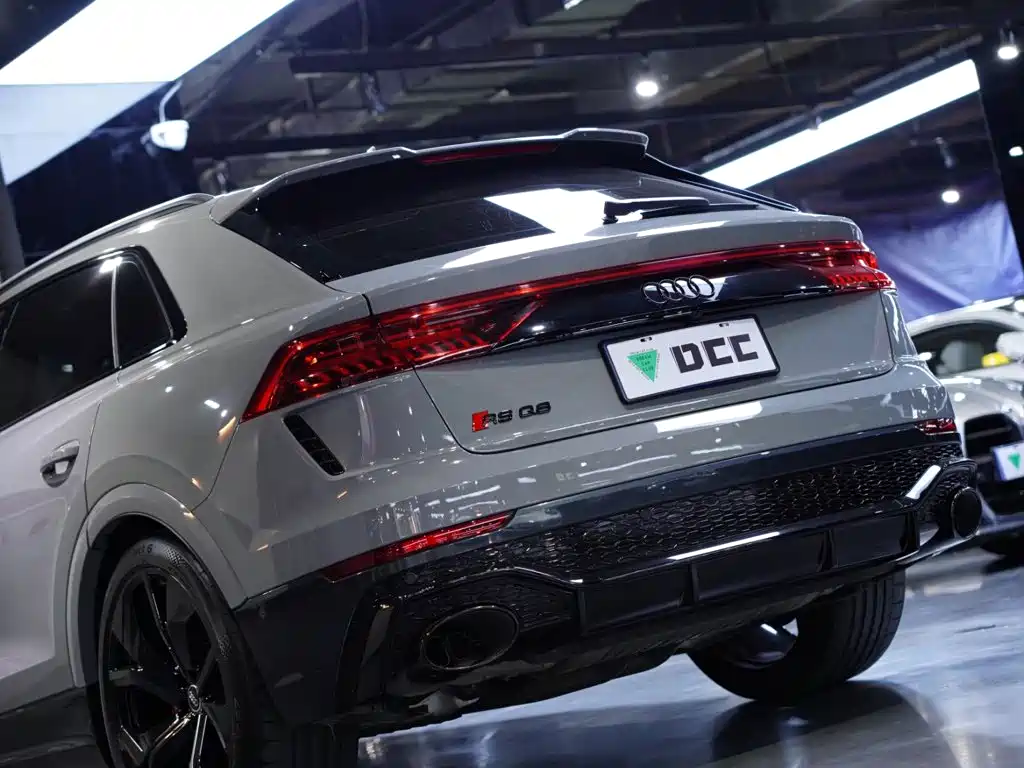 Audi RS Q8 — миниатюра 6