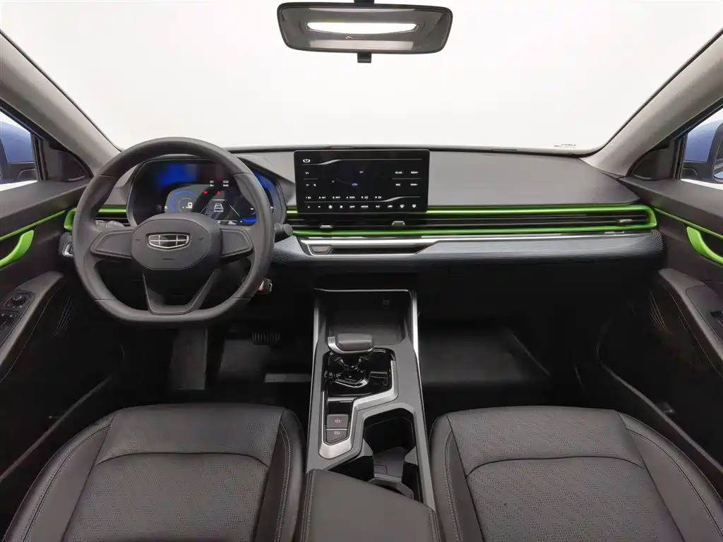 Geely Emgrand 2022 1.8L DHT