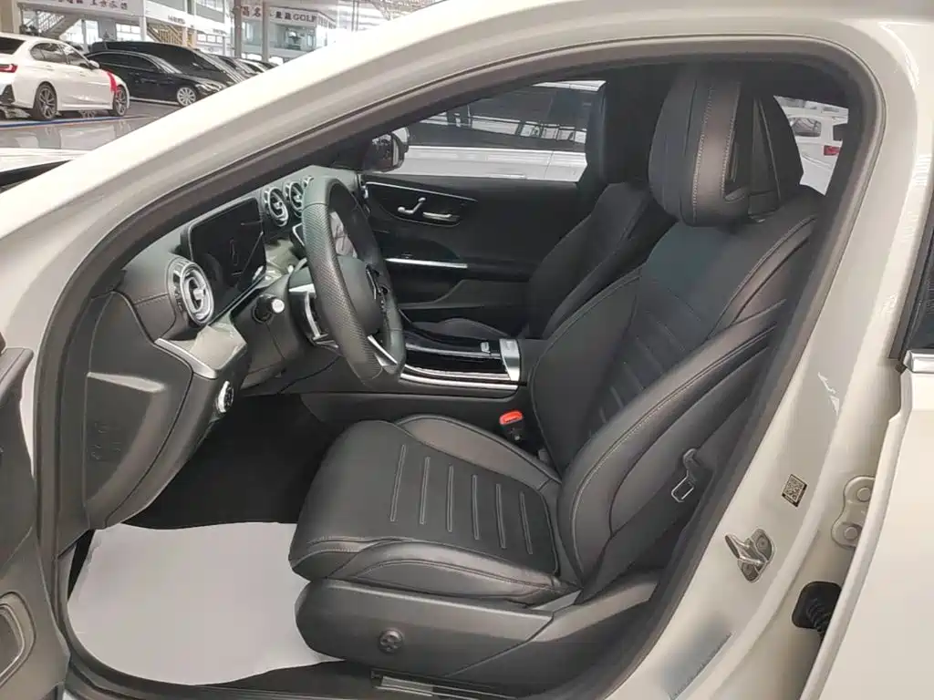 Mercedes-Benz C-Class — миниатюра 15