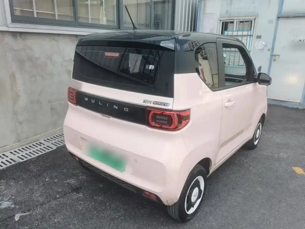 Wuling MINIEV — миниатюра 7