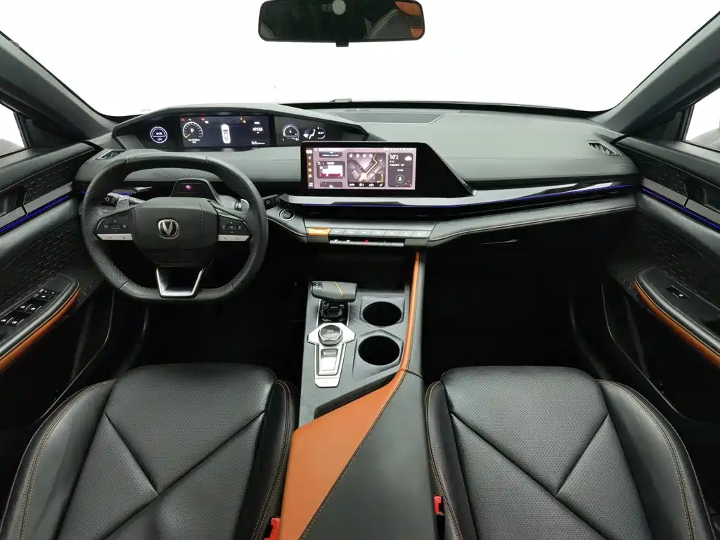 Changan UNI-V 2022 1.5T Luxury