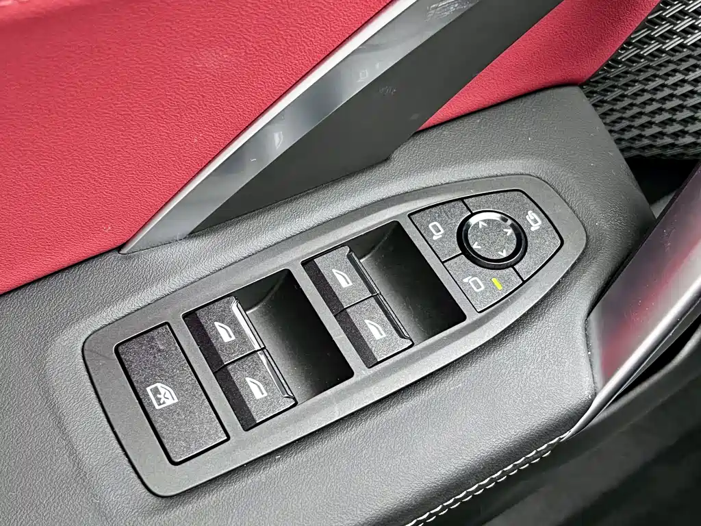 BMW X1 — миниатюра 13