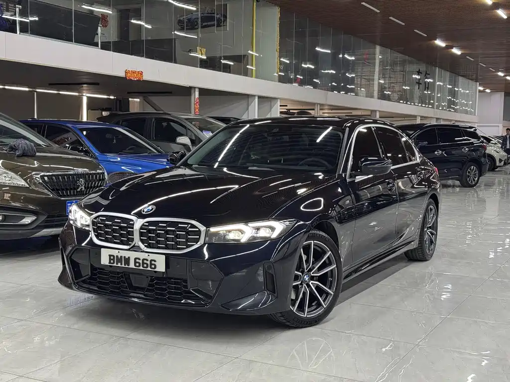 BMW 3 Series 2025