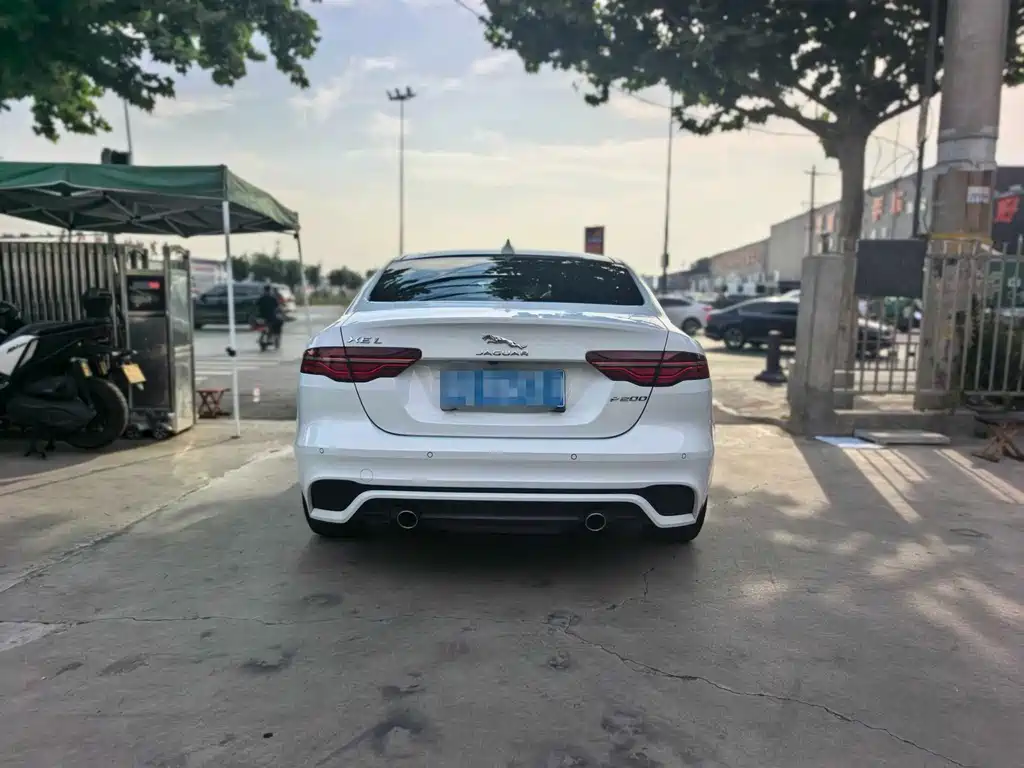 Jaguar XEL 2020 2.0T 200PS R-DYNAMIC Sport