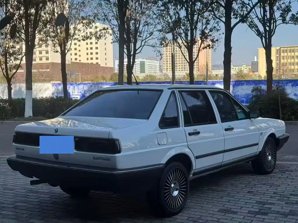 Volkswagen Santana 08 1.8 MT