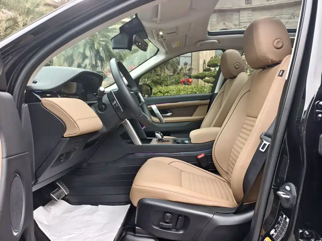 LAND ROVER DISCOVER SPORTS