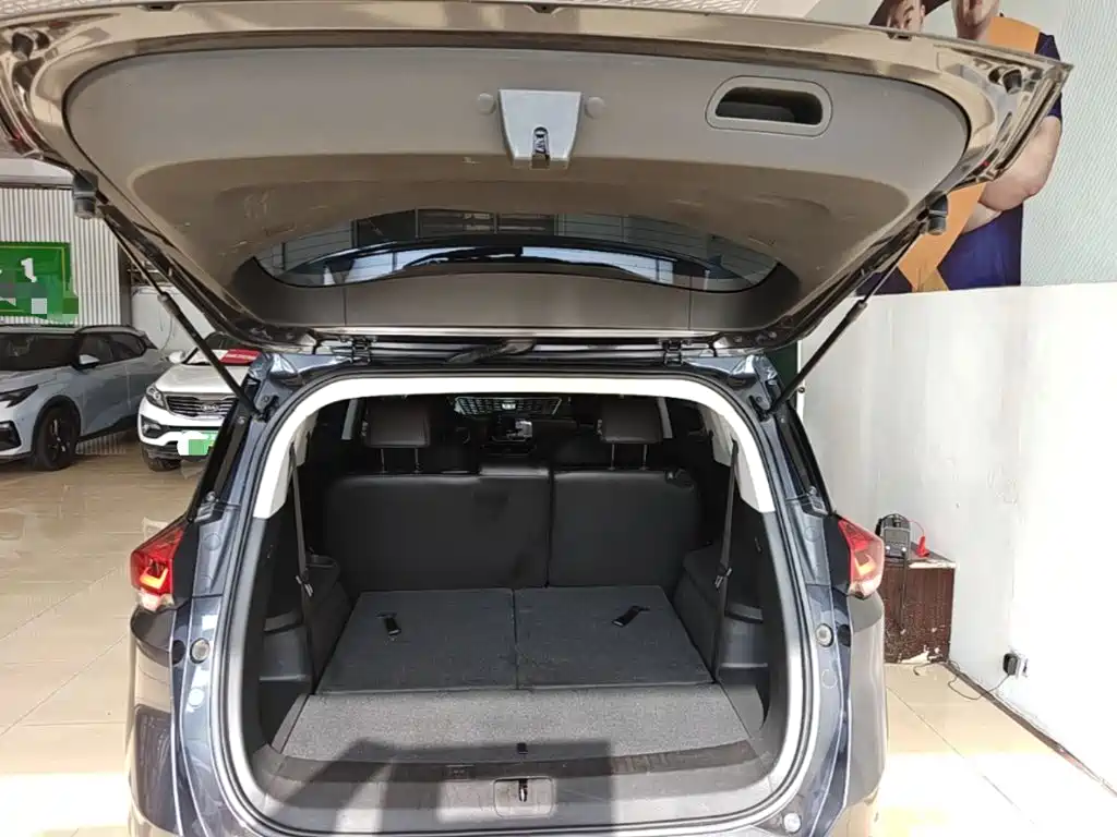 Chevrolet Volando — миниатюра 19