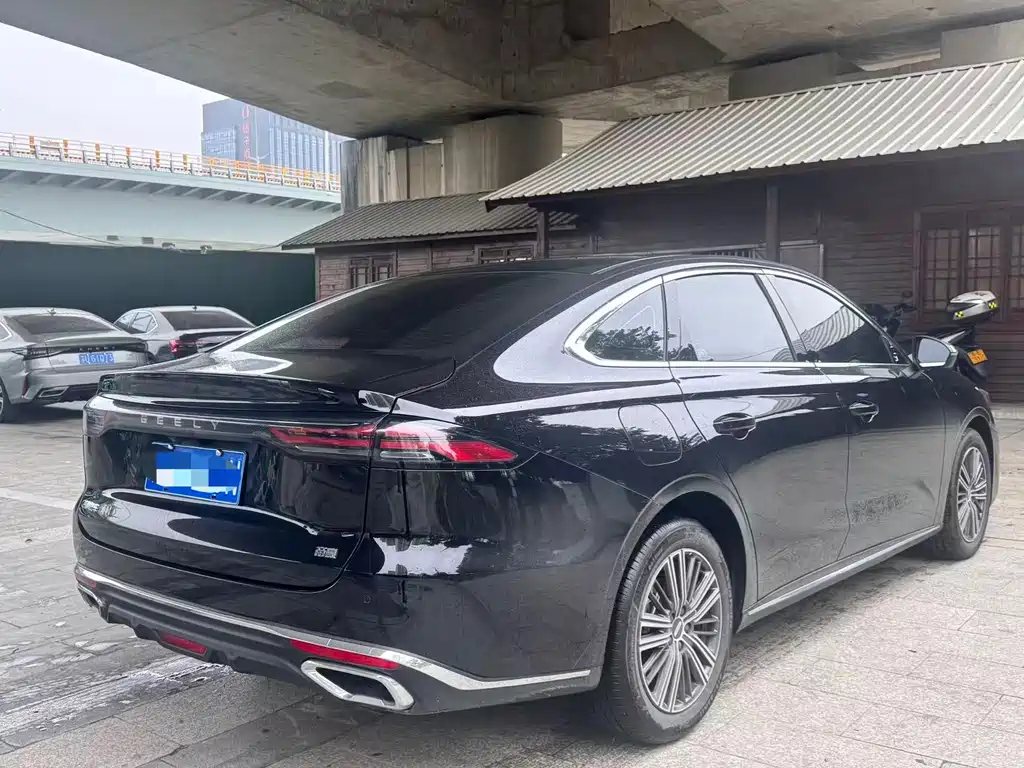 Geely Emgrand — миниатюра 7