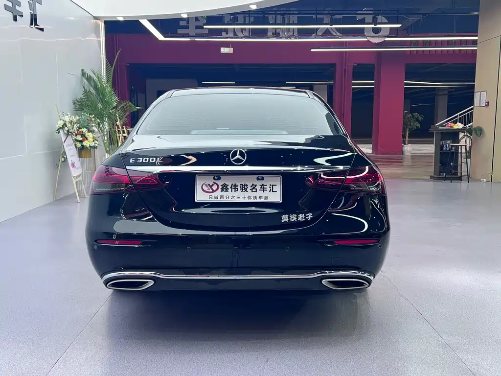 MERCEDES-BENZ E CLASS