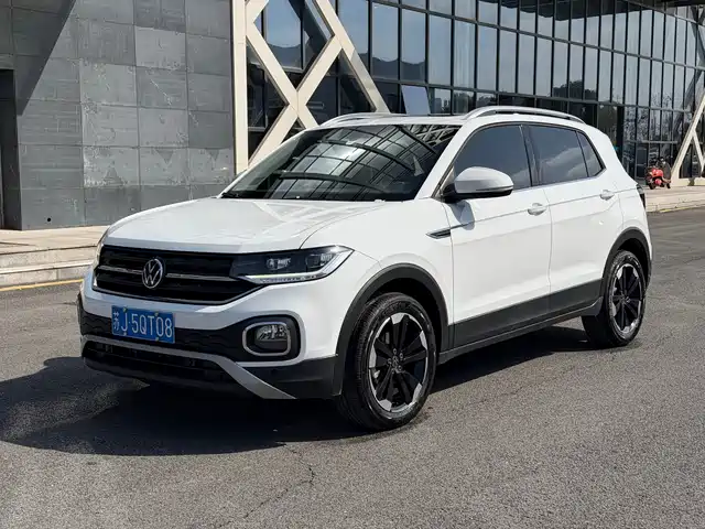 volkswagen exploring-the-shadow