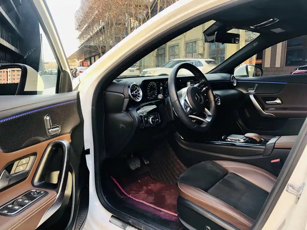 MERCEDES-BENZ A CLASS