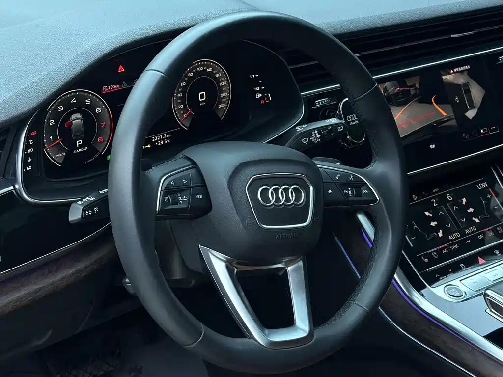 Audi Q7 — миниатюра 4