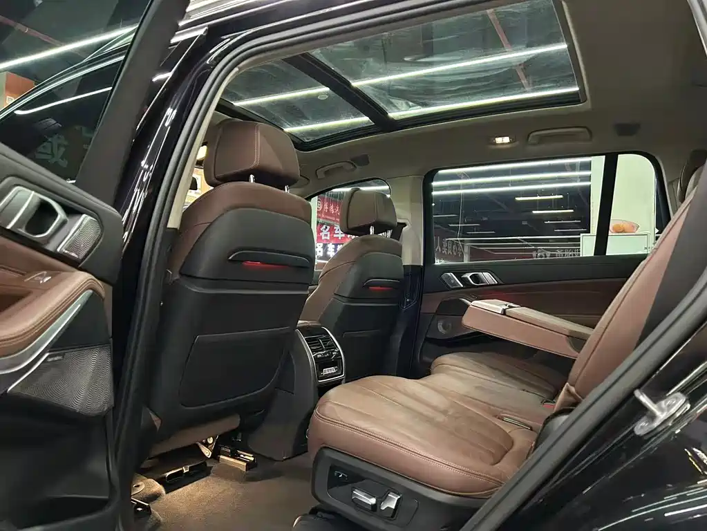 BMW X7 — миниатюра 6