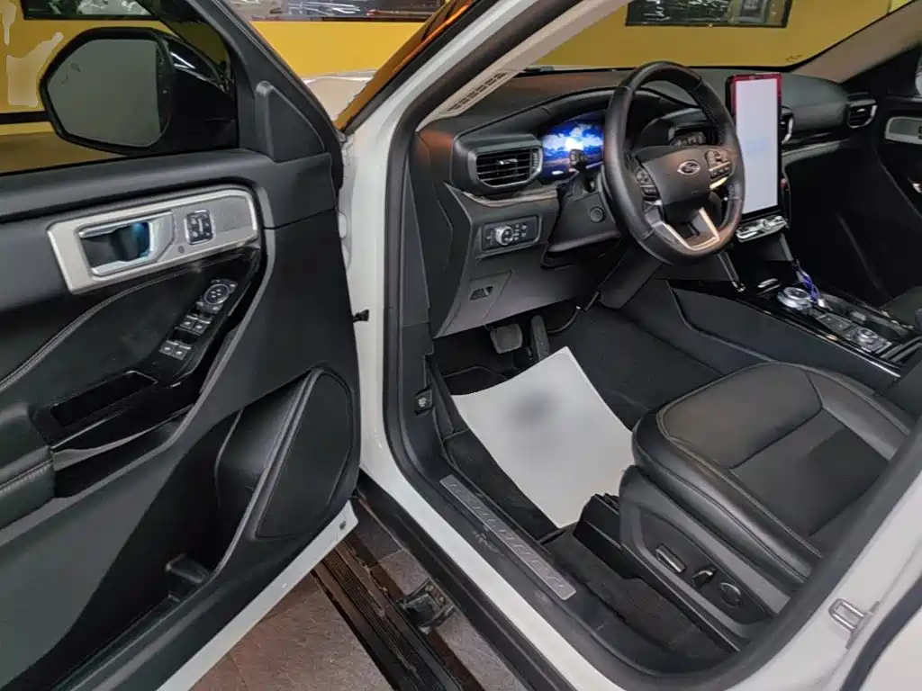 Ford Explorer — миниатюра 16