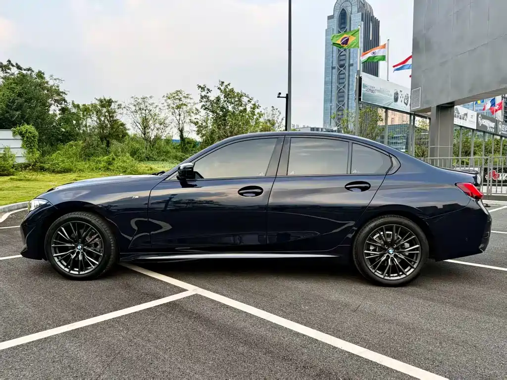 BMW 3 Series — миниатюра 9