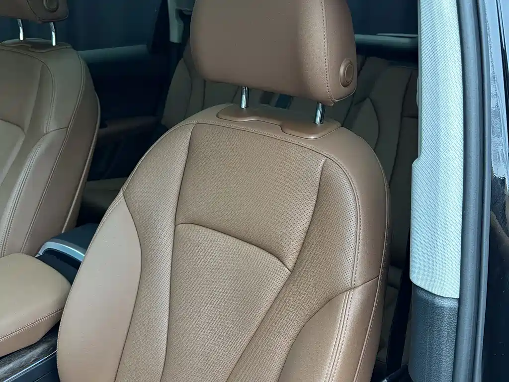 Audi Q7 — миниатюра 3