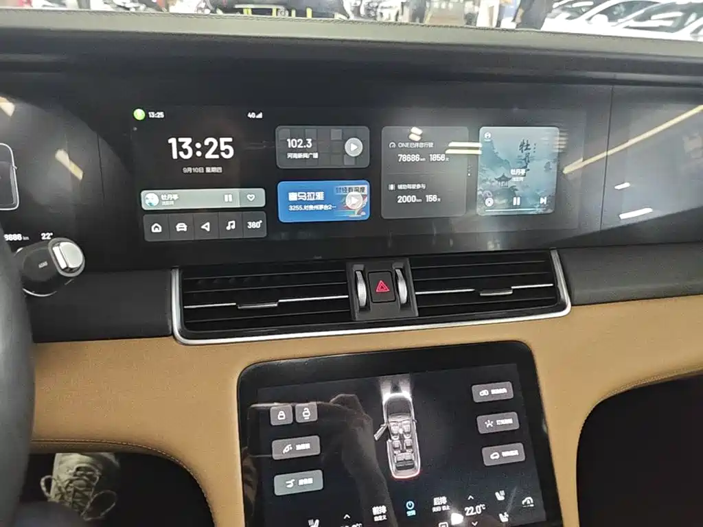 Li Auto Li ONE — миниатюра 13
