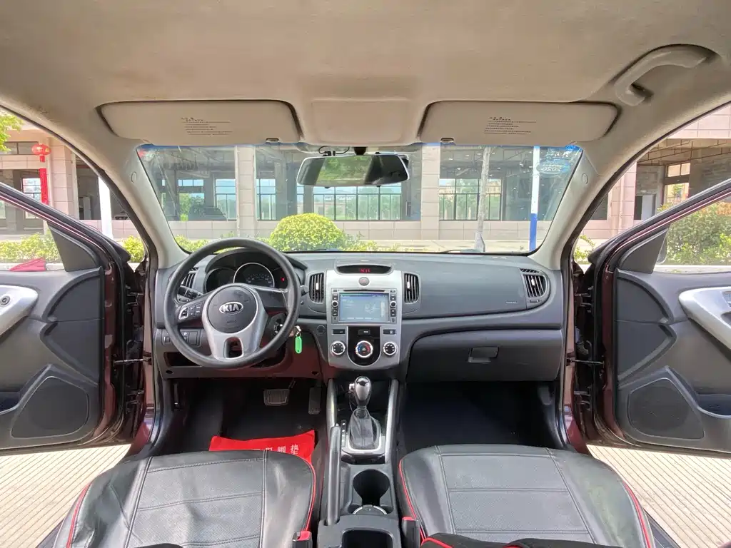 Kia Forte — миниатюра 5