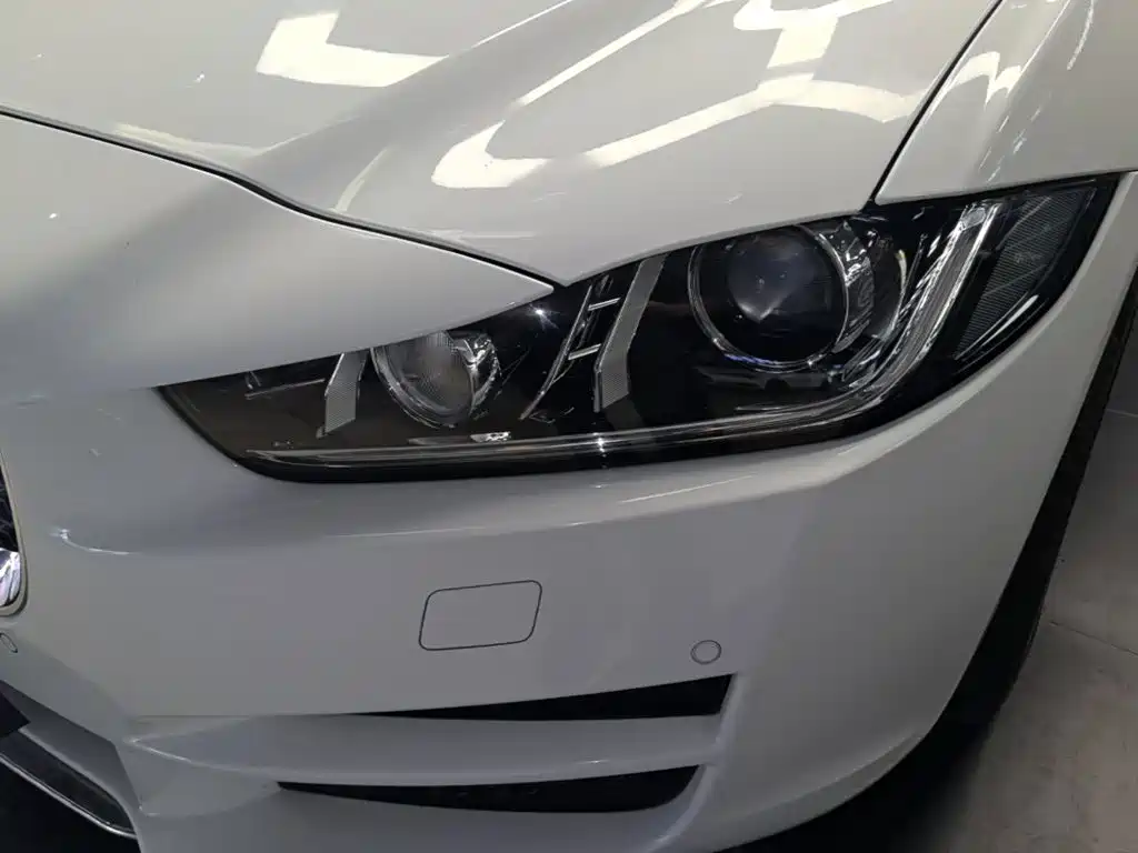 Jaguar XEL — миниатюра 18