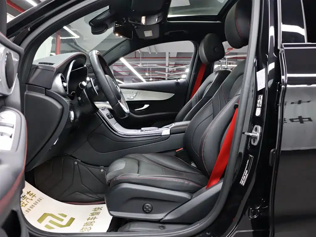 MERCEDES-BENZ GLC COUPE AMG