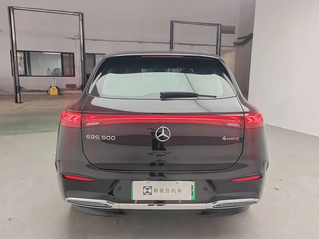 Mercedes-Benz EQS SUV — миниатюра 11
