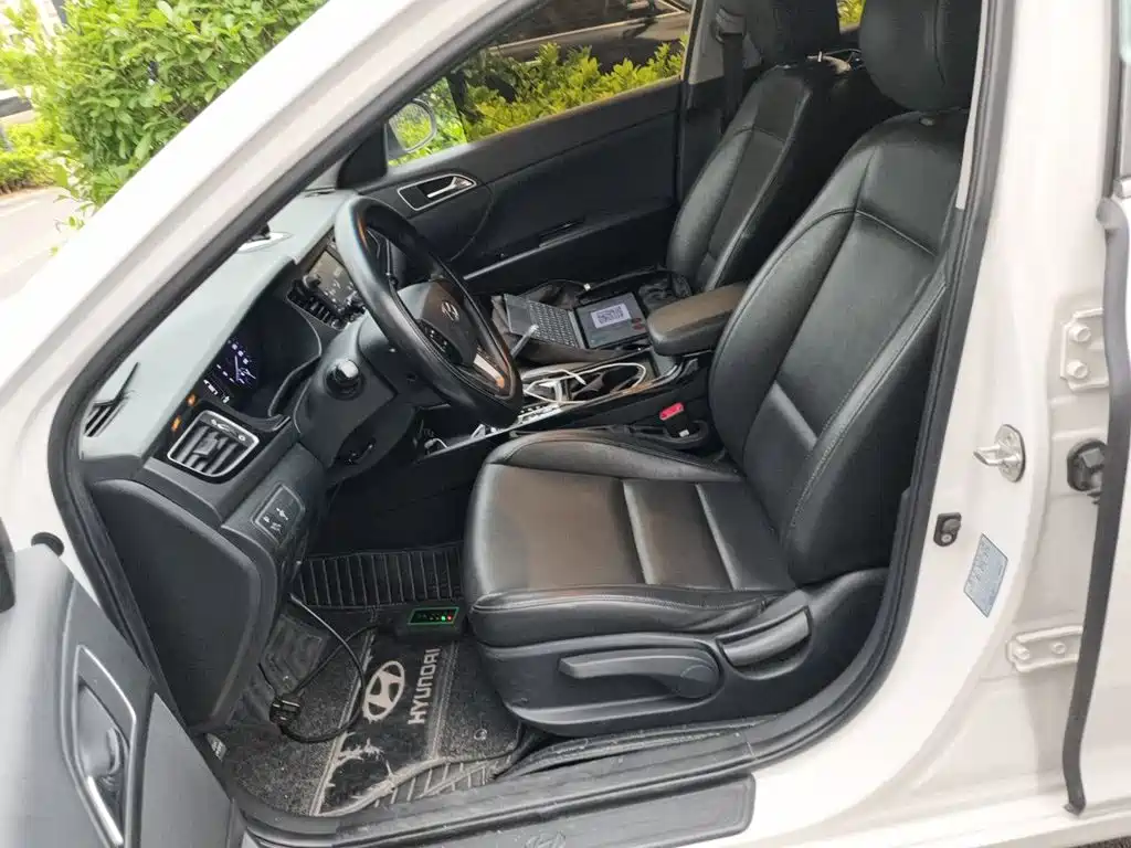 Hyundai Mistra — миниатюра 8