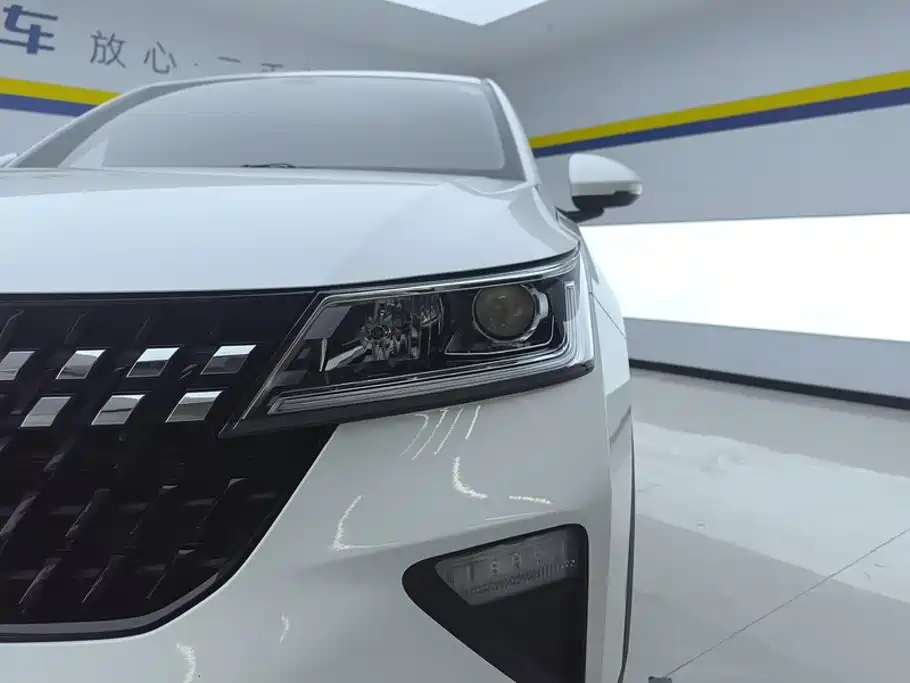 Wuling Xingchi — миниатюра 5